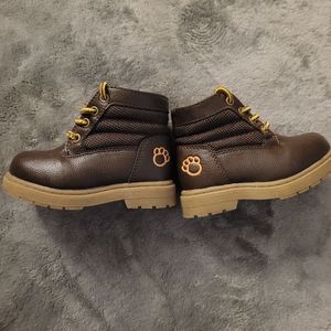 Boys toddler boots size 5c